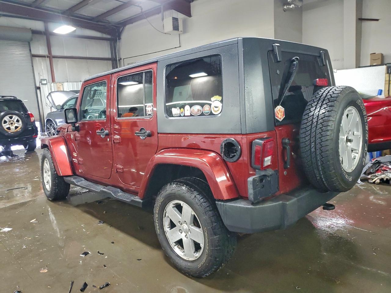 Jeep Wrangler Sahara Image 6