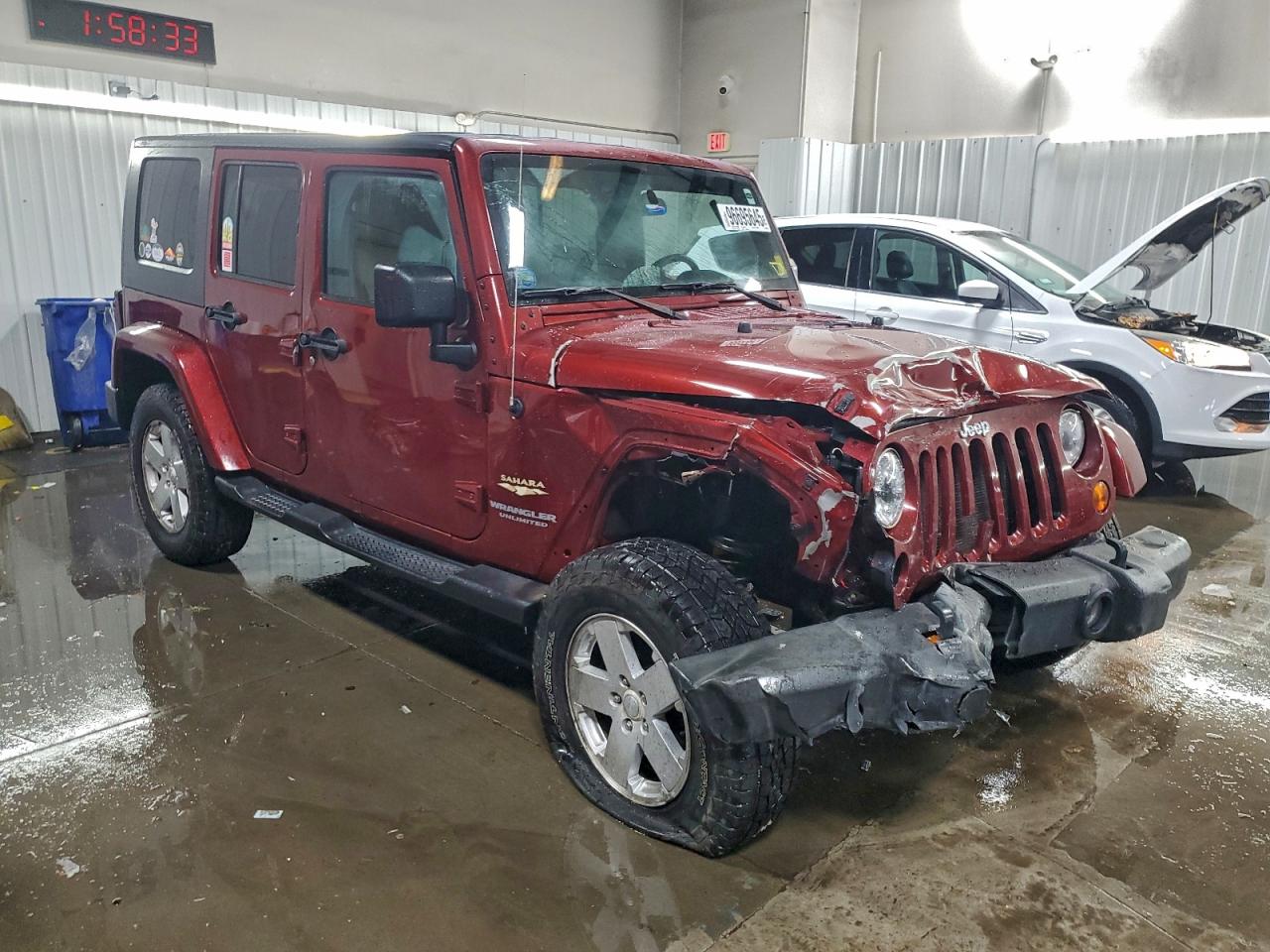 Jeep Wrangler Sahara Image 9