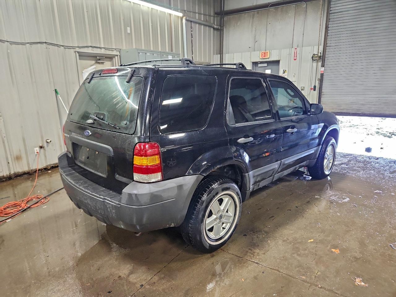 Ford Escape Xls Image 12