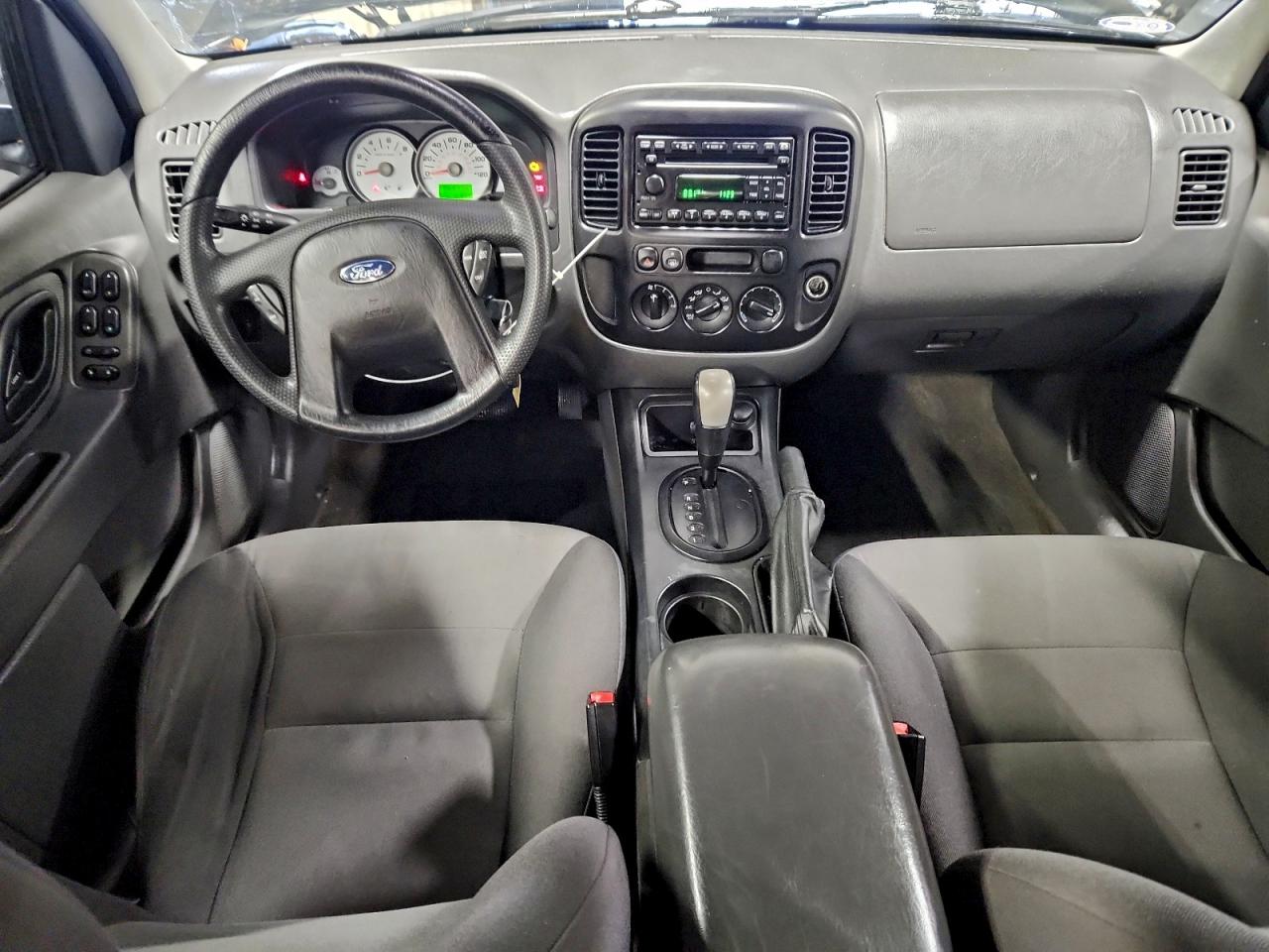 Ford Escape Xls Image 7