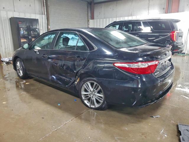 Toyota Camry Le Image 11