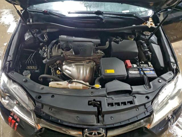 Toyota Camry Le Image 7