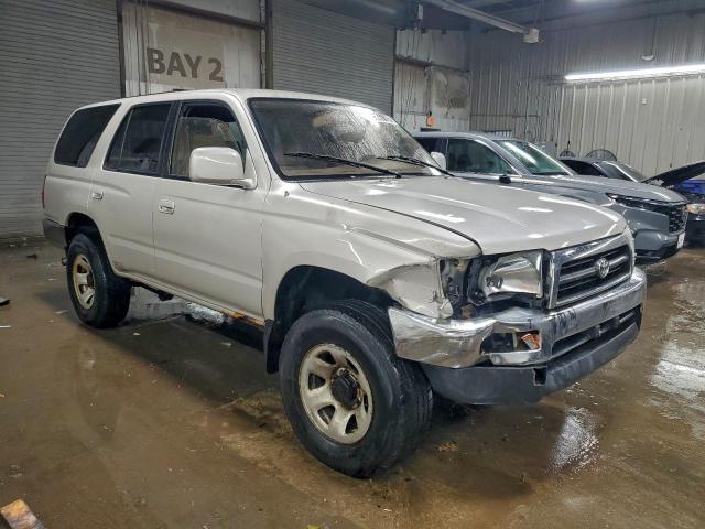 Toyota 4Runner Sr5 Image 9
