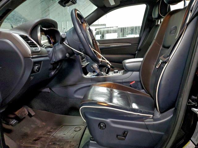 Jeep Grand Cherokee Overland Image 11