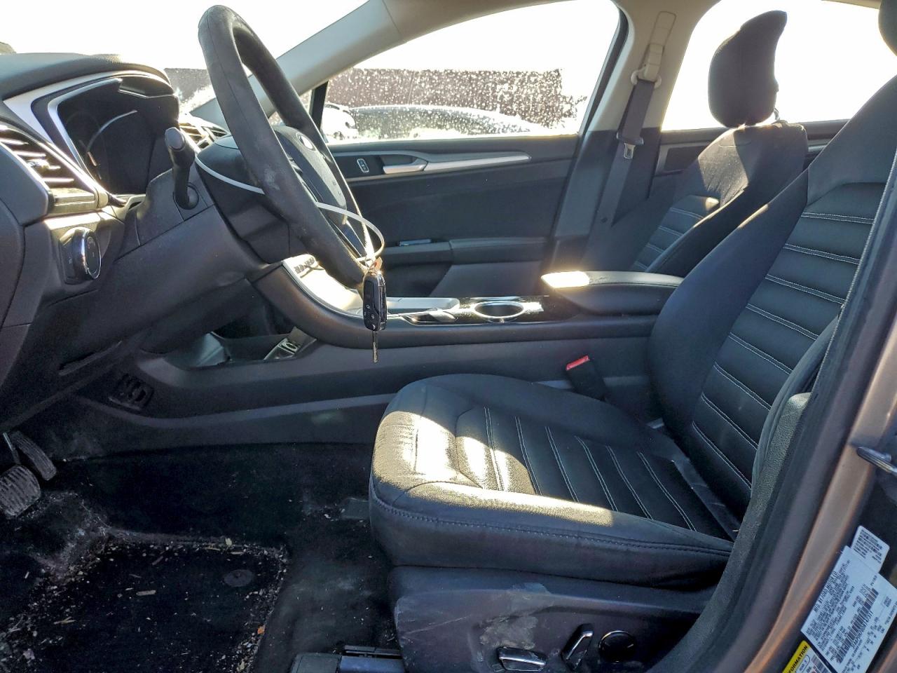 Ford Fusion Se Image 12