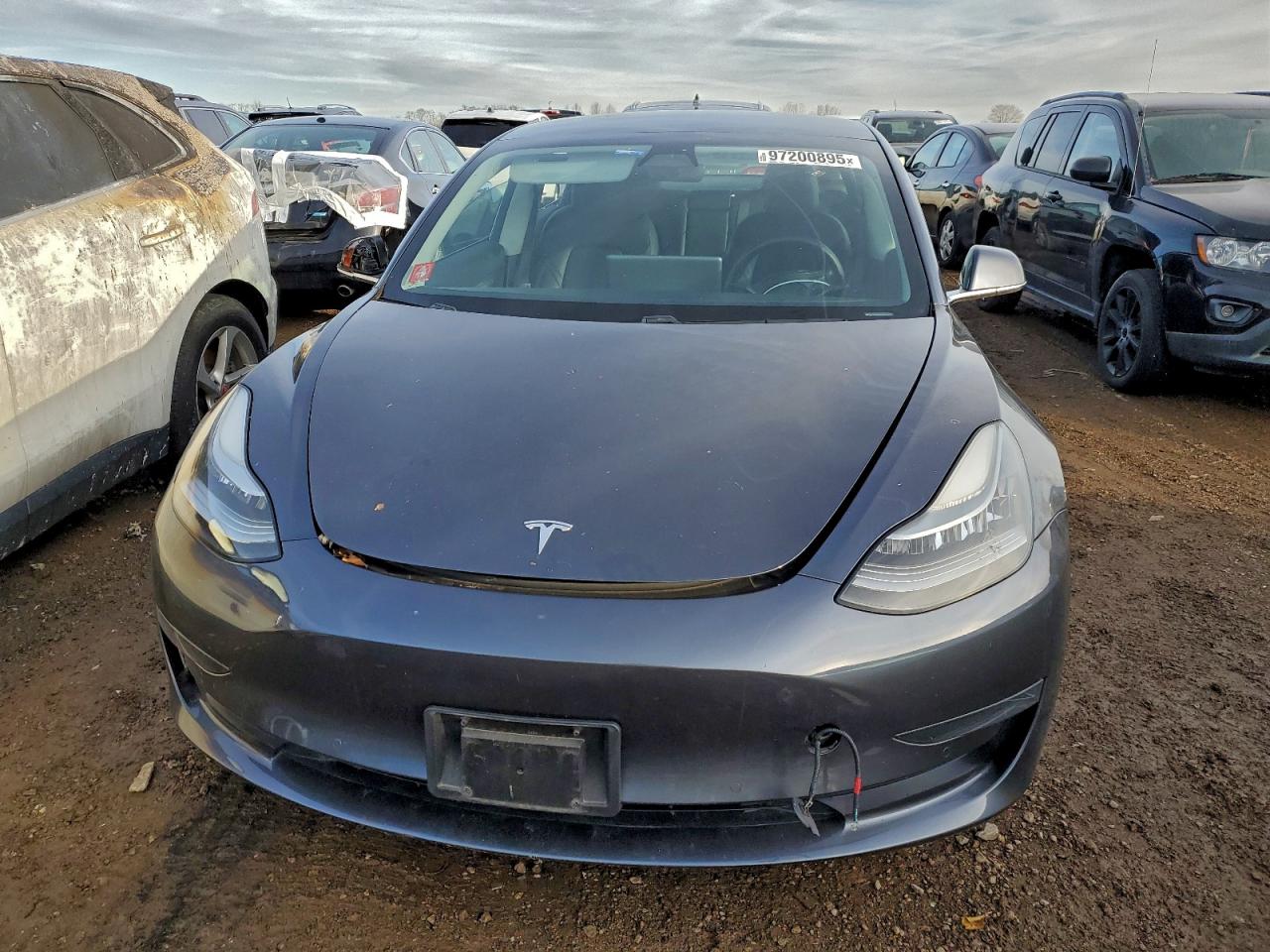 Tesla Model 3 Image 12