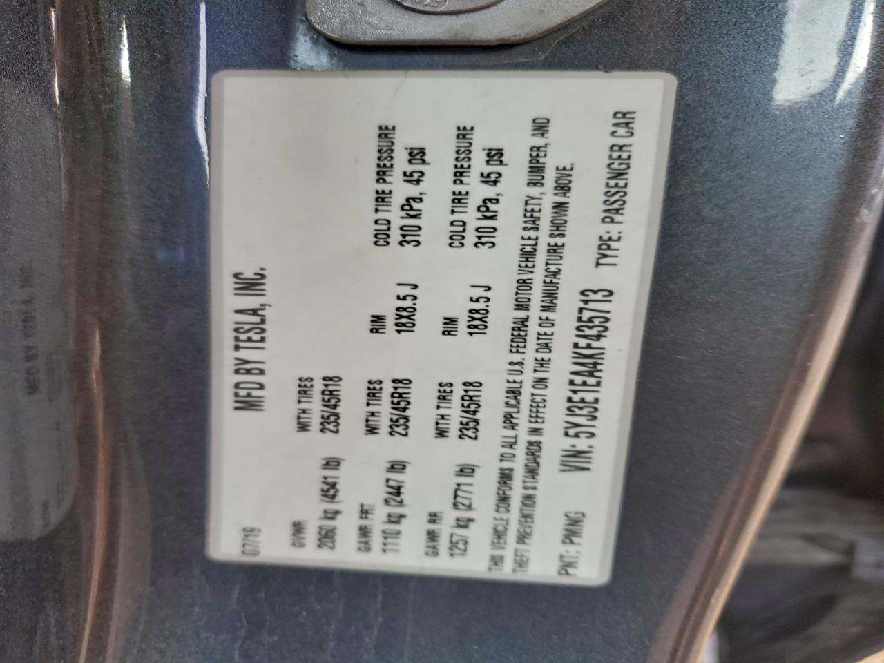 Tesla Model 3 Image 7