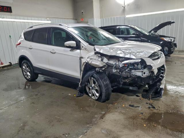 Ford Escape Titanium Image 3