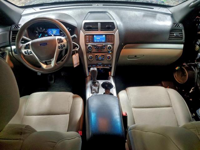 Ford Explorer Image 9