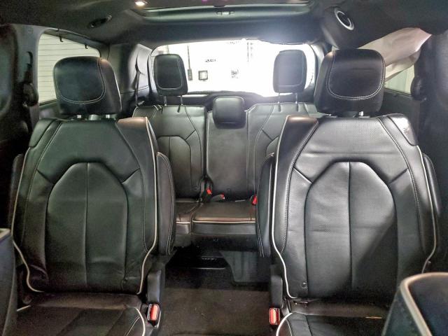 Chrysler Pacifica Limited Image 11