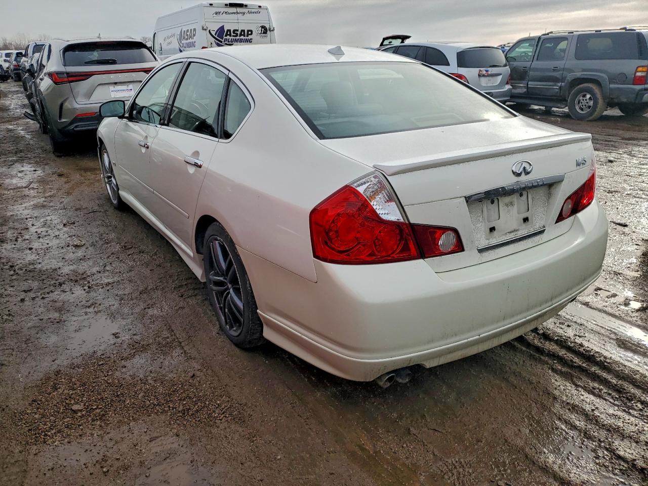 INFINITI M45 Base Image 6