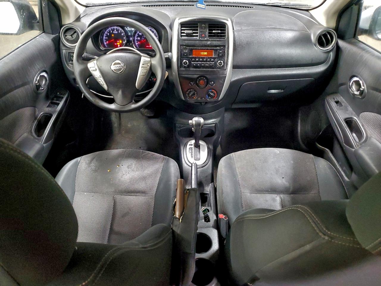 Nissan Versa S Image 7