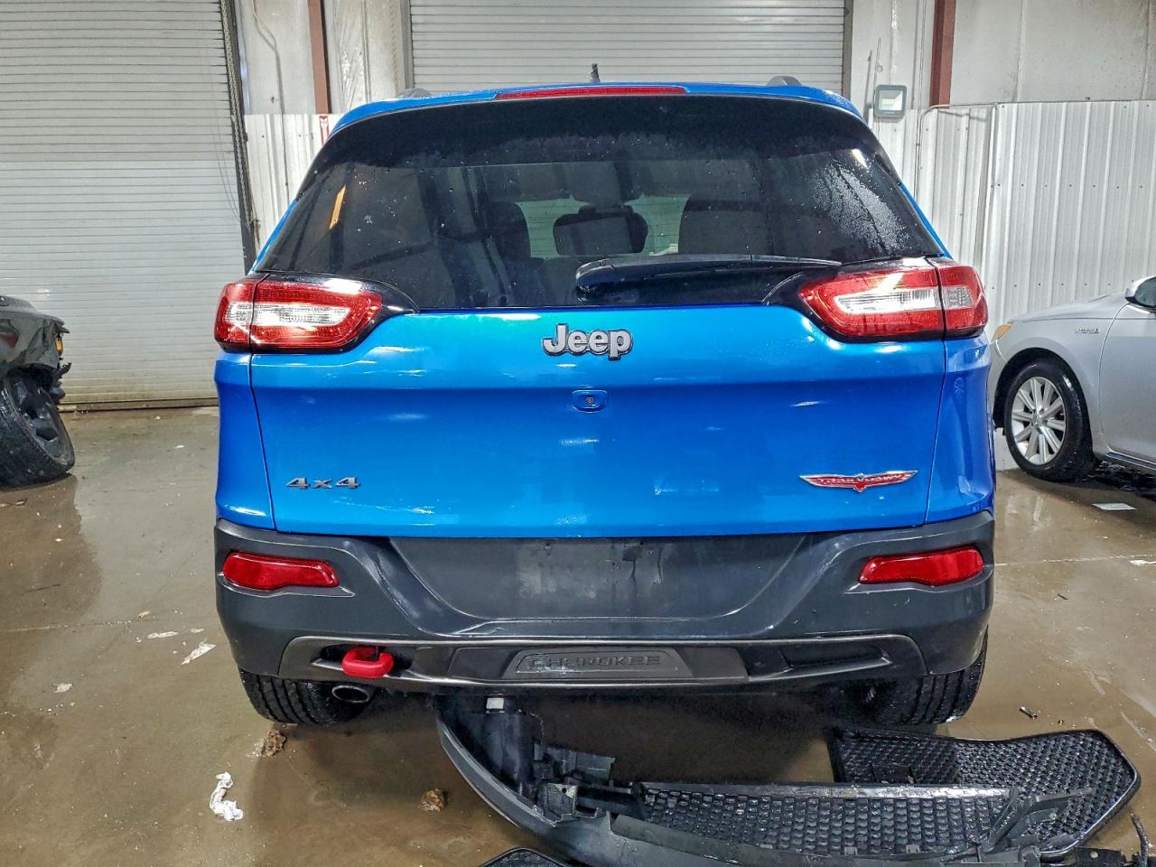 Jeep Cherokee Trailhawk Image 4
