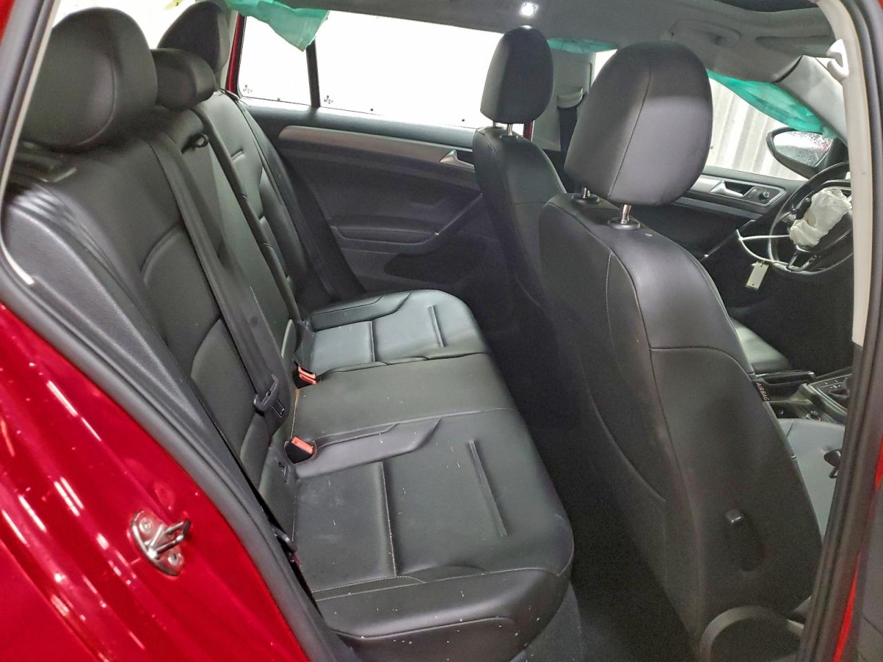 Volkswagen Golf S Image 6