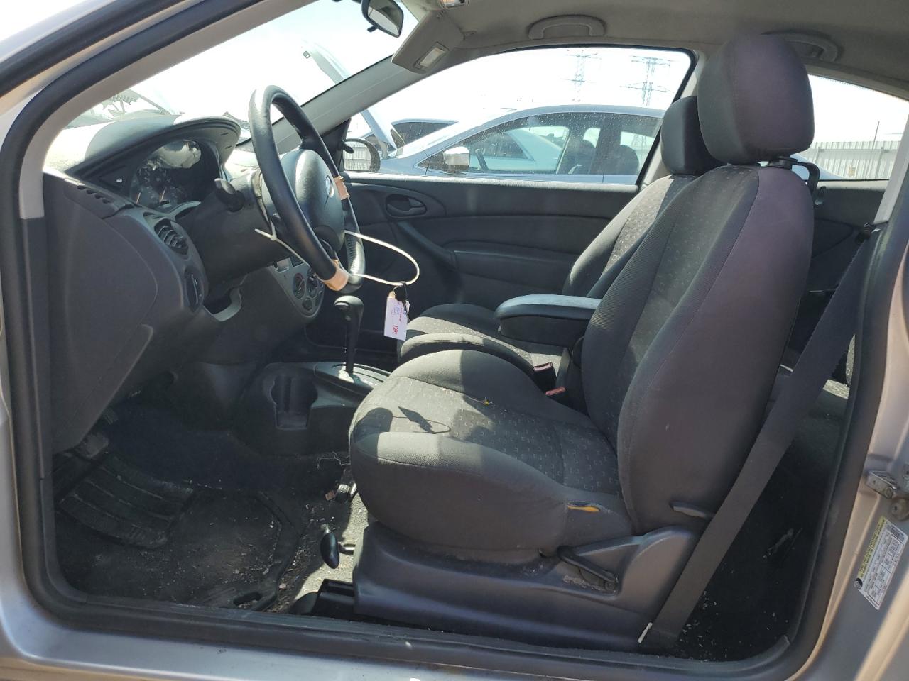 Ford Focus Zx3 Image 2