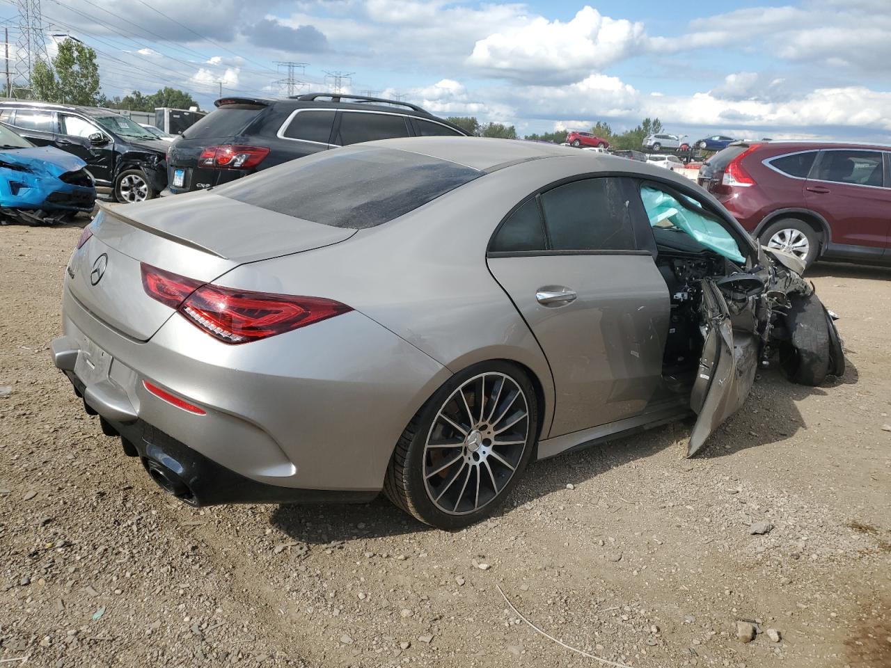 Mercedes-Benz Cla-class Amg 35 4matic Image 3