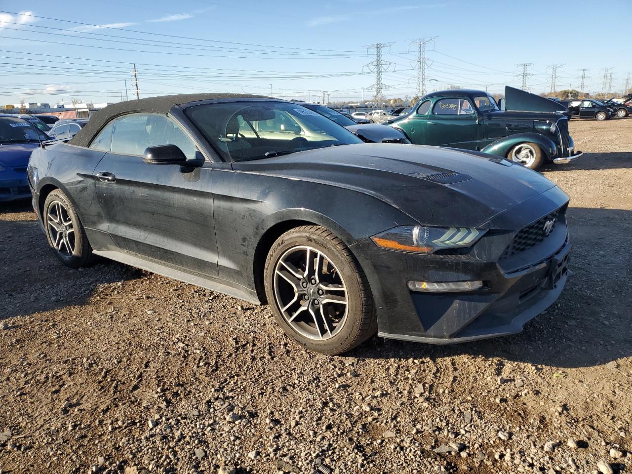 Ford Mustang Image 2