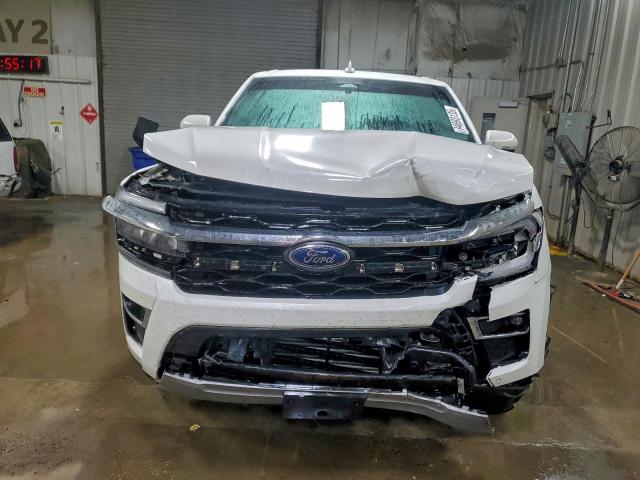 Ford Expedition Max Limited Image 5