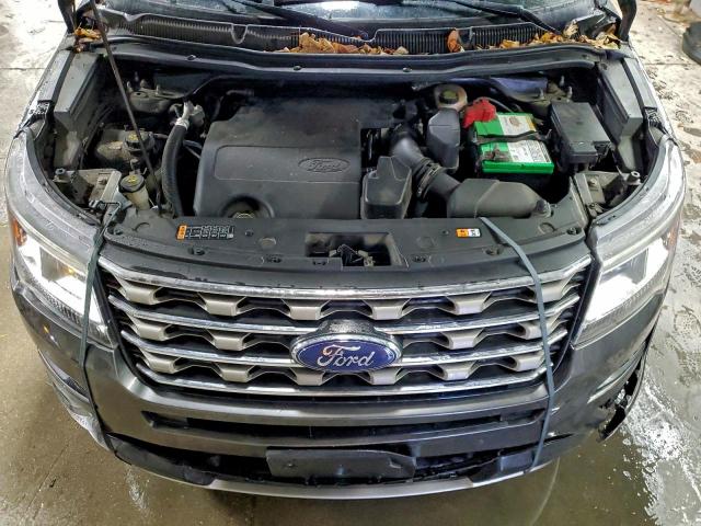Ford Explorer Xlt Image 4