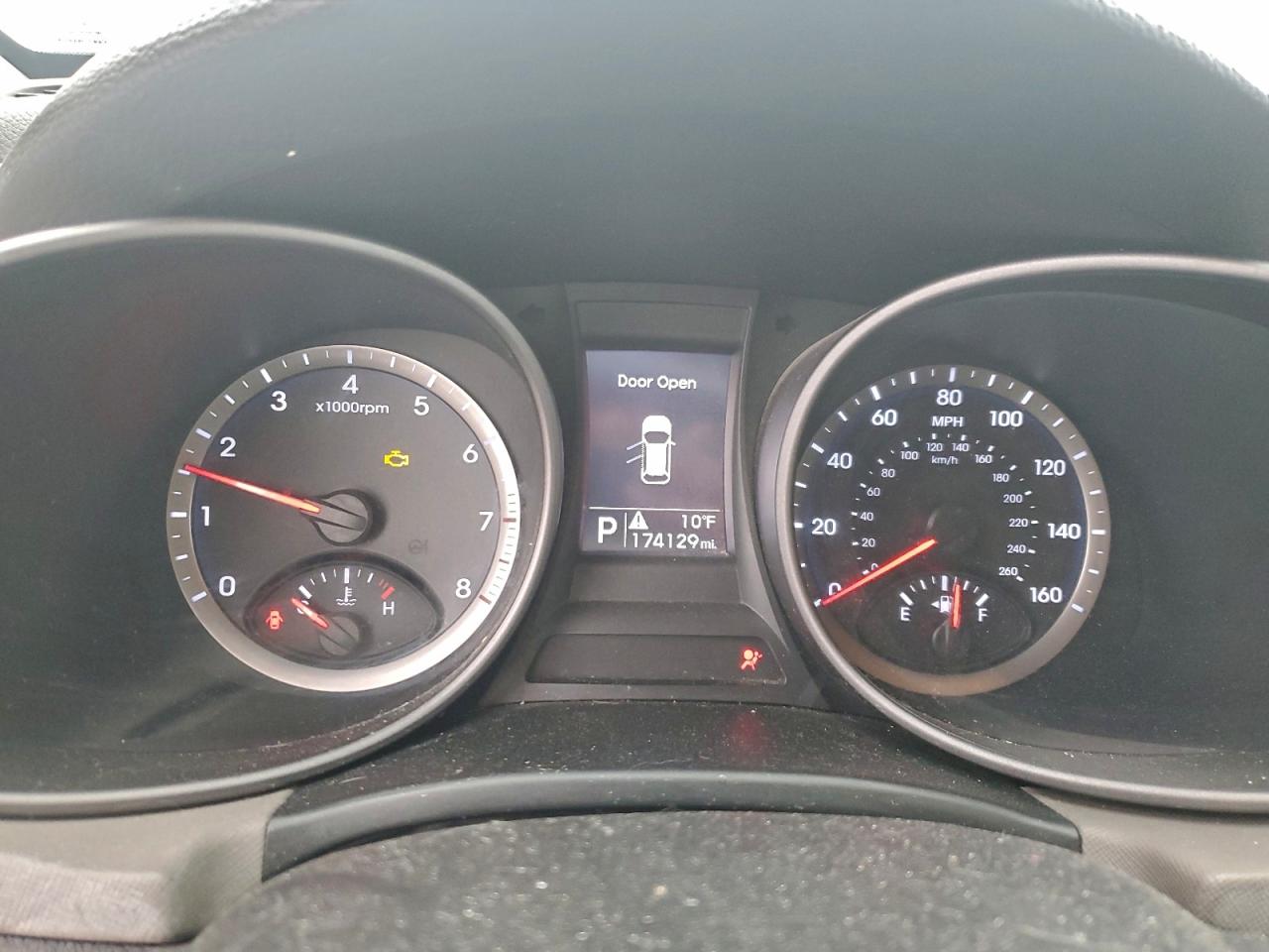 Hyundai SANTA FE Image 12