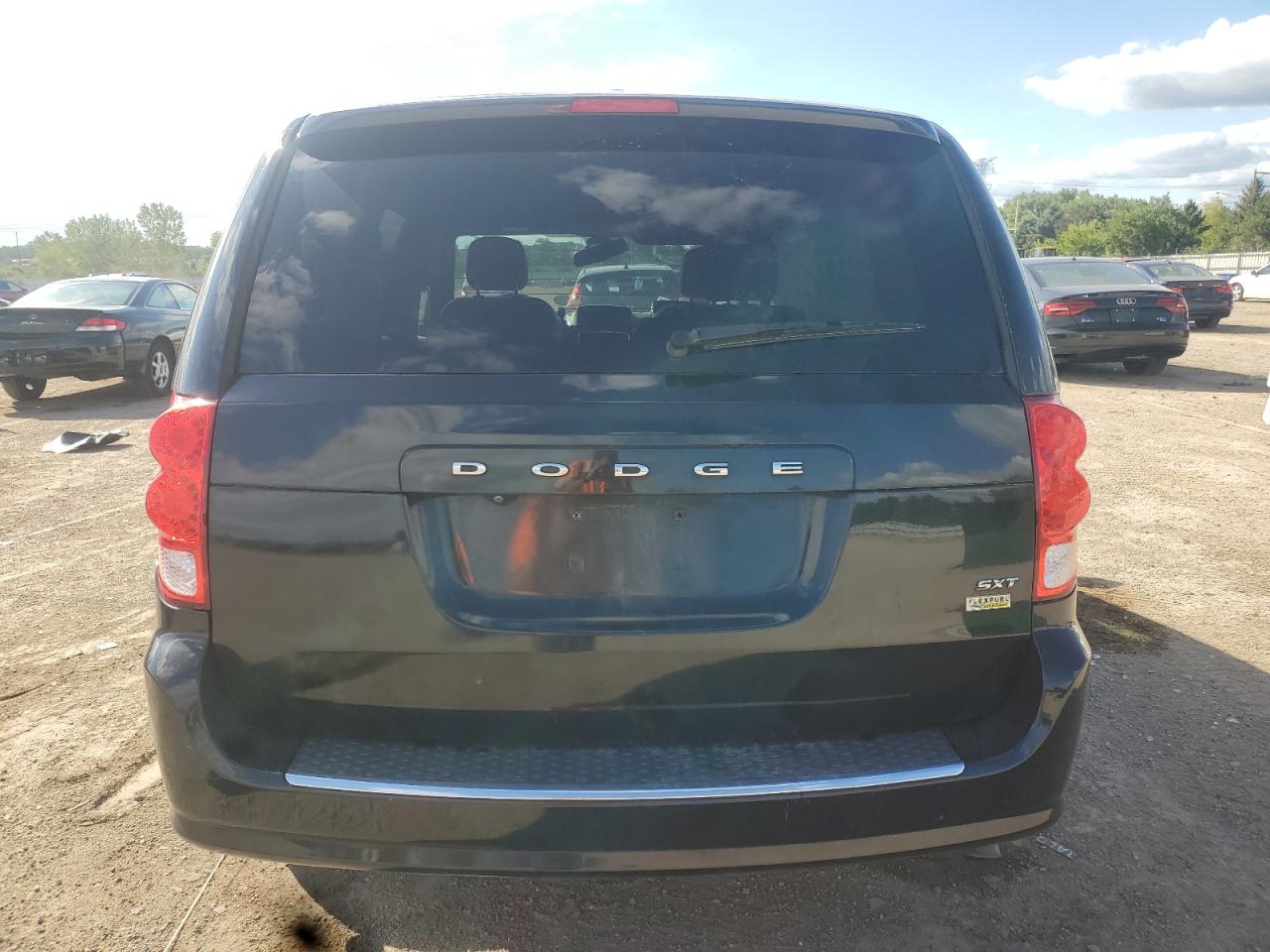 Dodge Caravan Sxt Image 11
