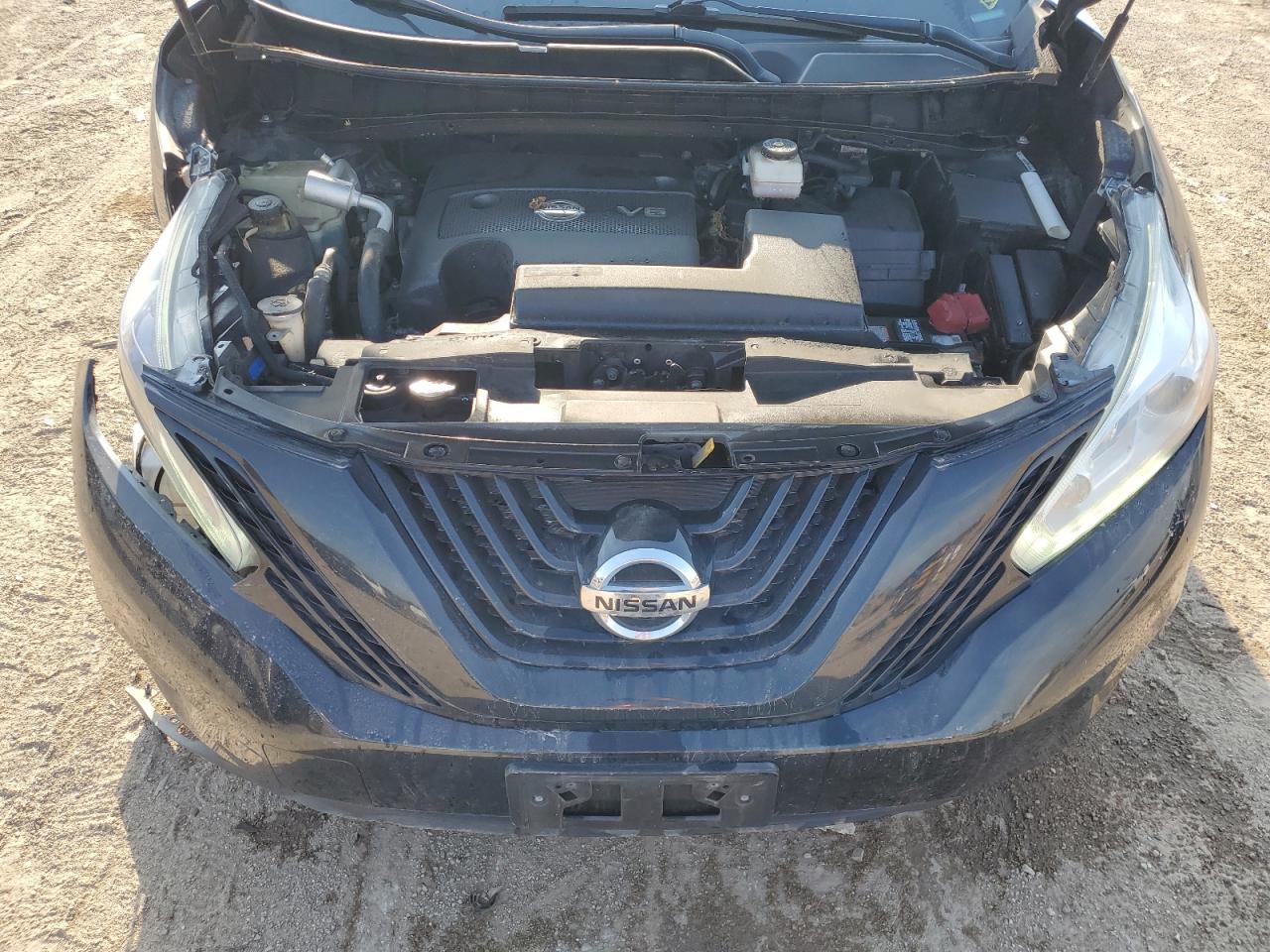 Nissan Murano S Image 12