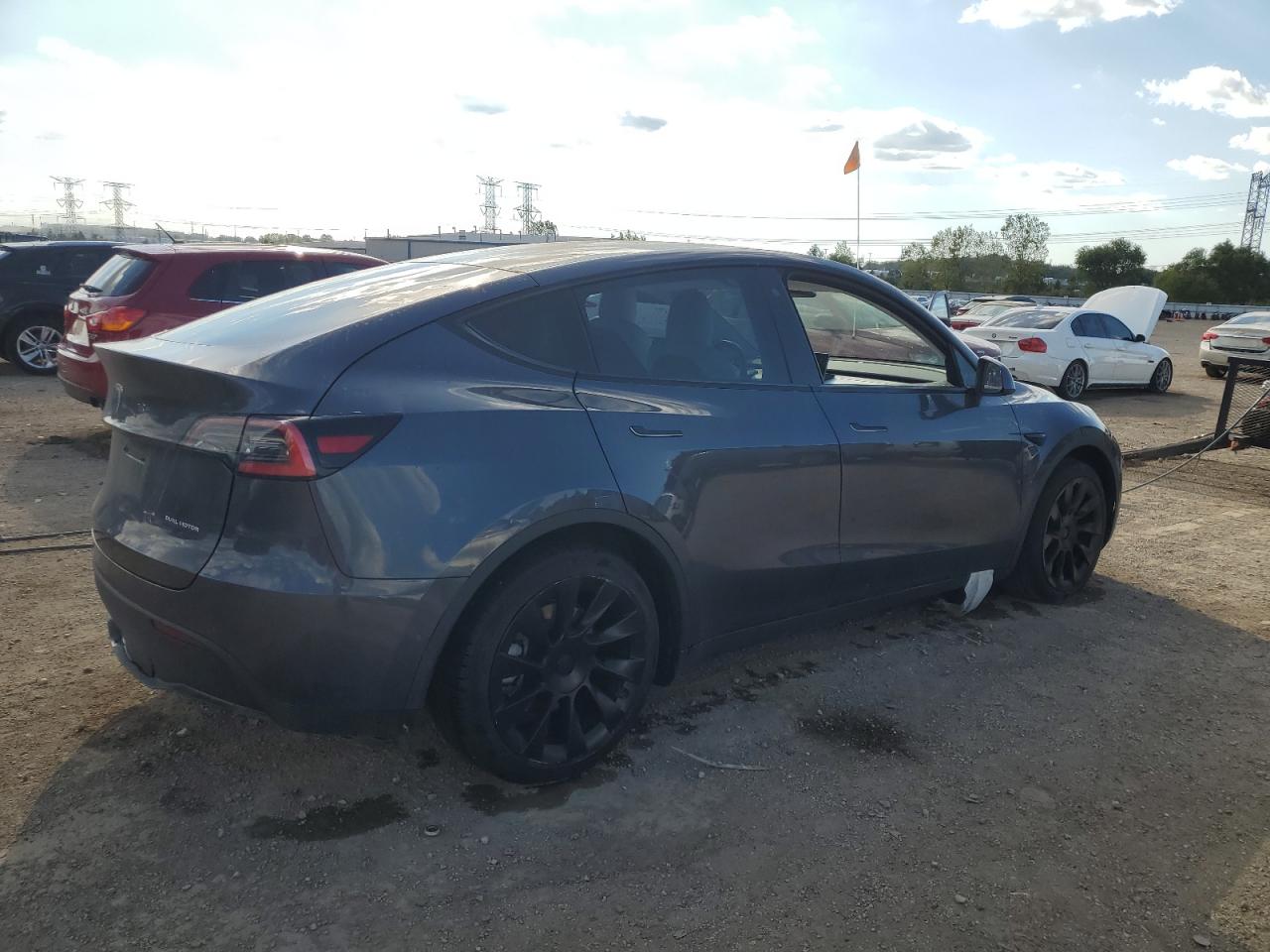 Tesla Model Y Image 3