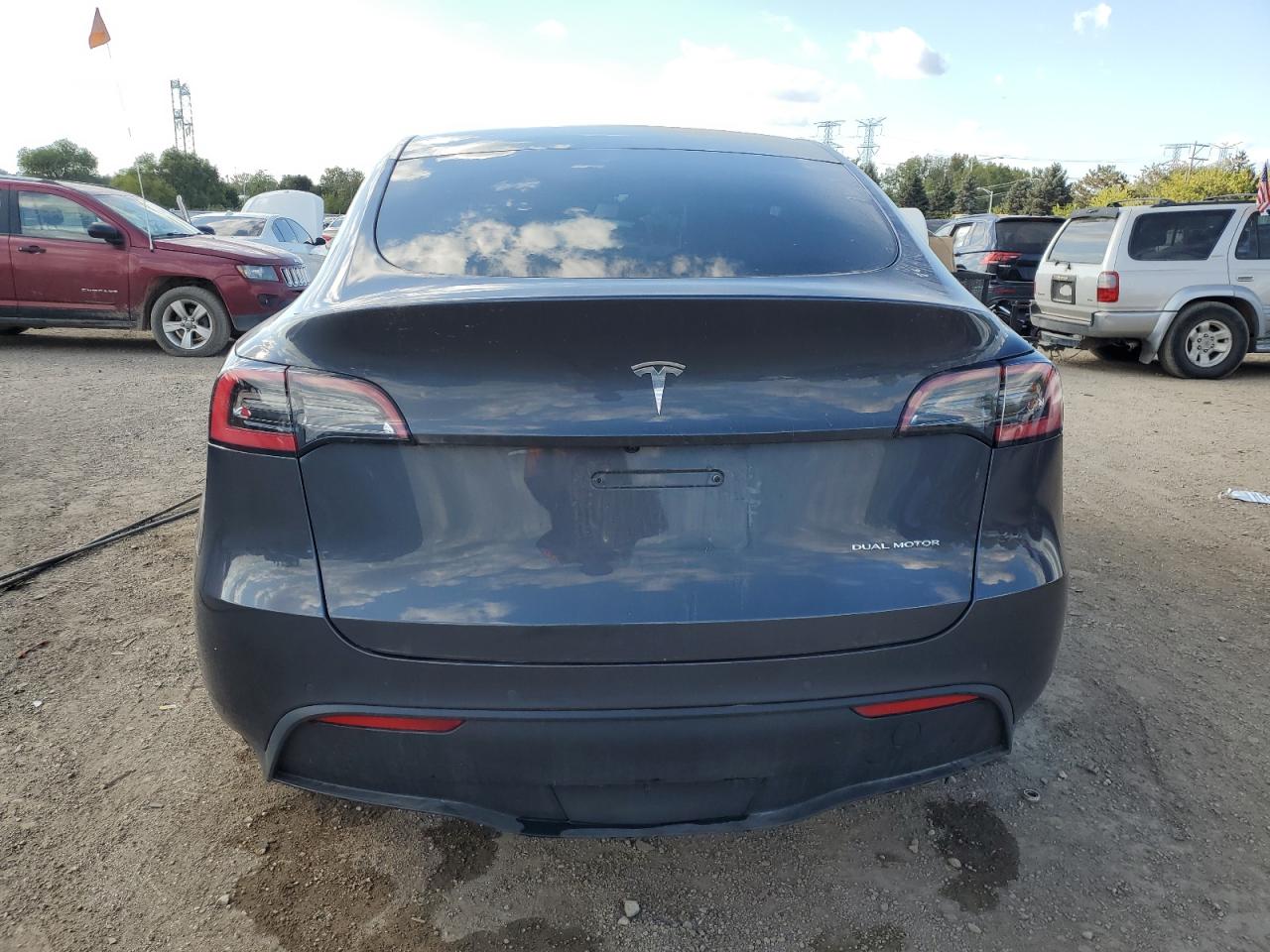Tesla Model Y Image 6