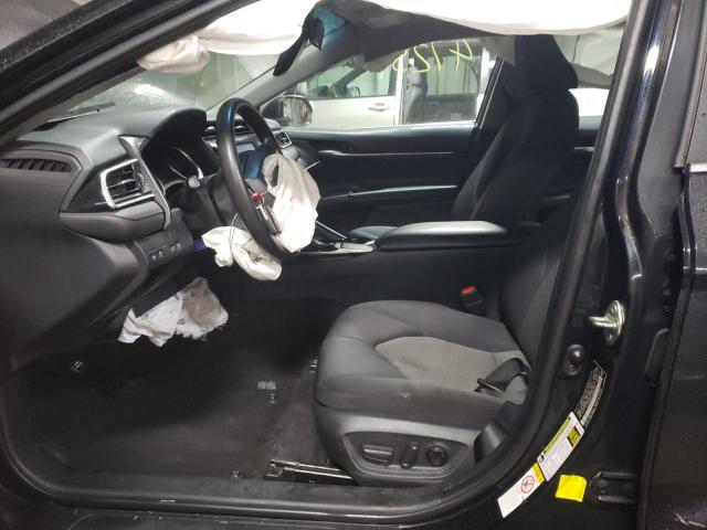 Toyota Camry L Image 3