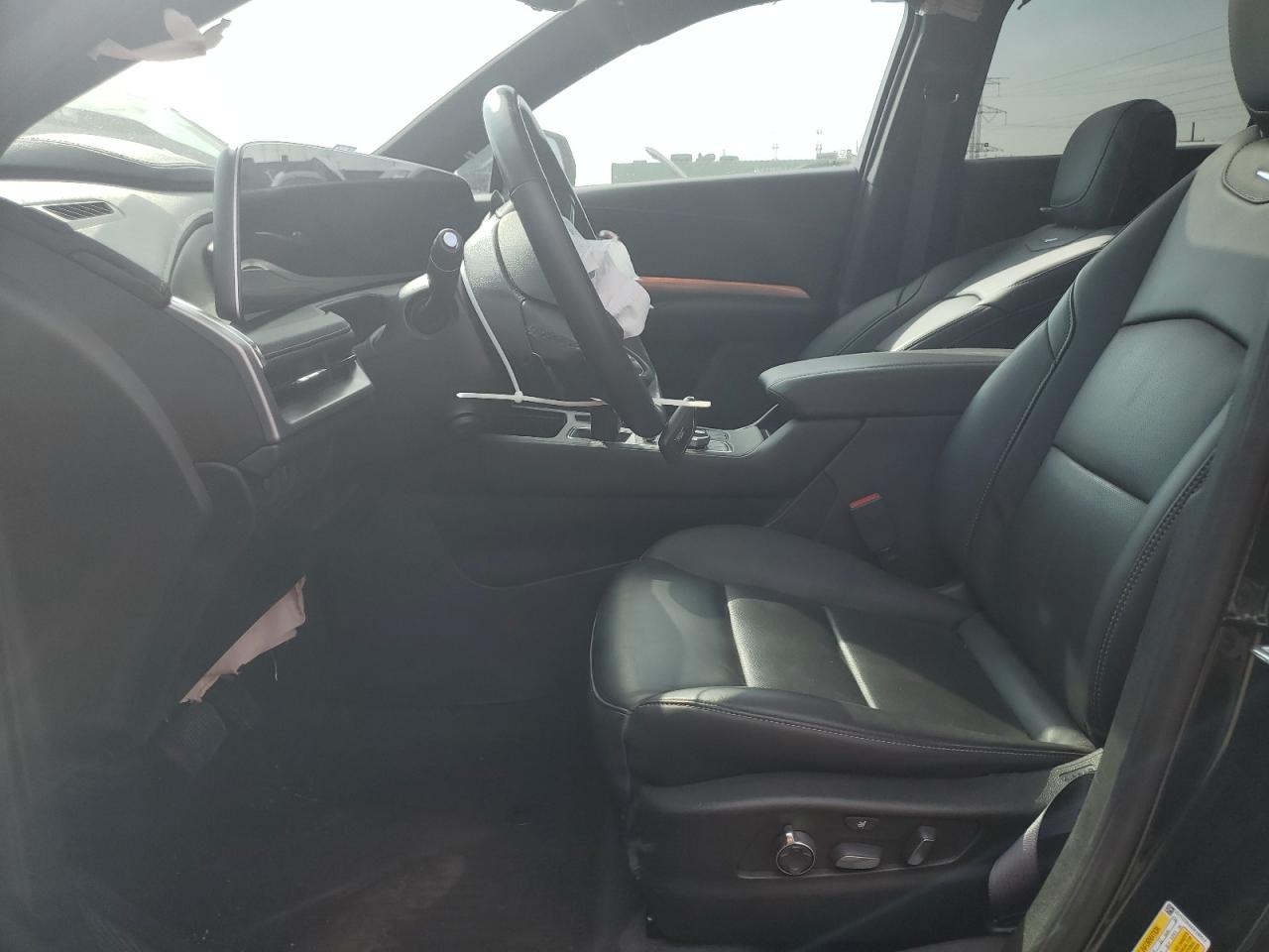 Cadillac XT4 Premium Luxury Image 3