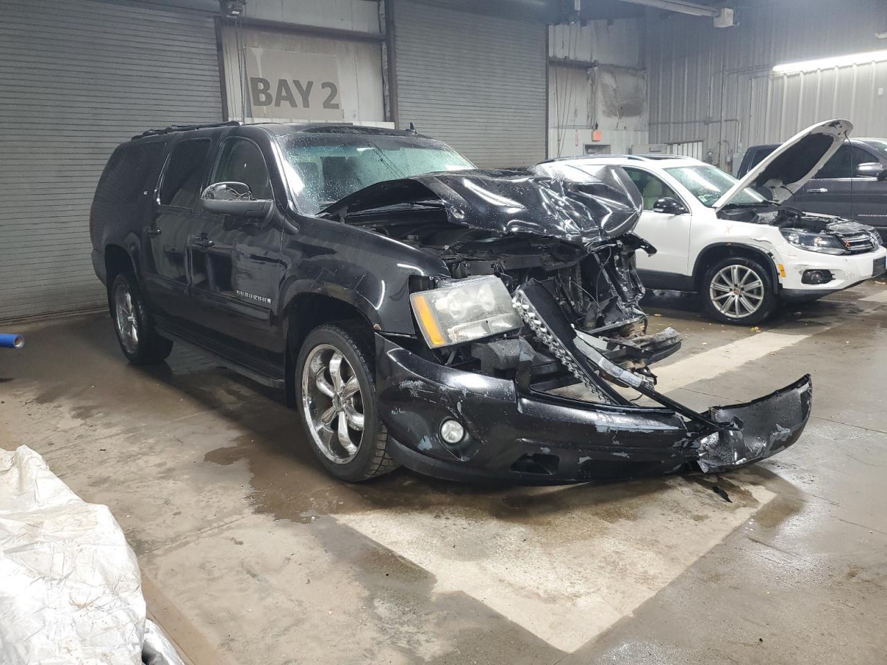 Chevrolet Suburban K1500 Lt Image 12