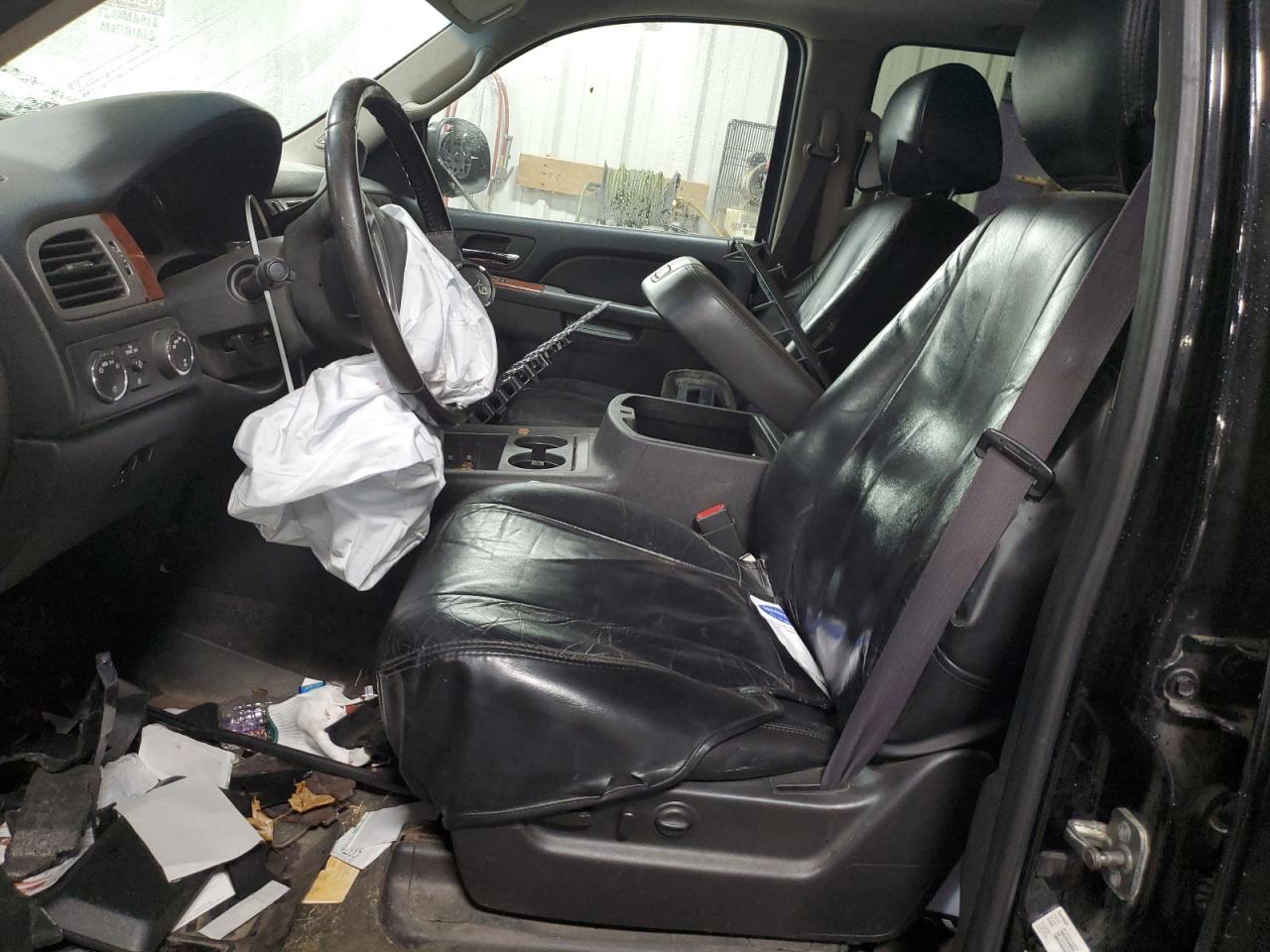 Chevrolet Suburban K1500 Lt Image 10