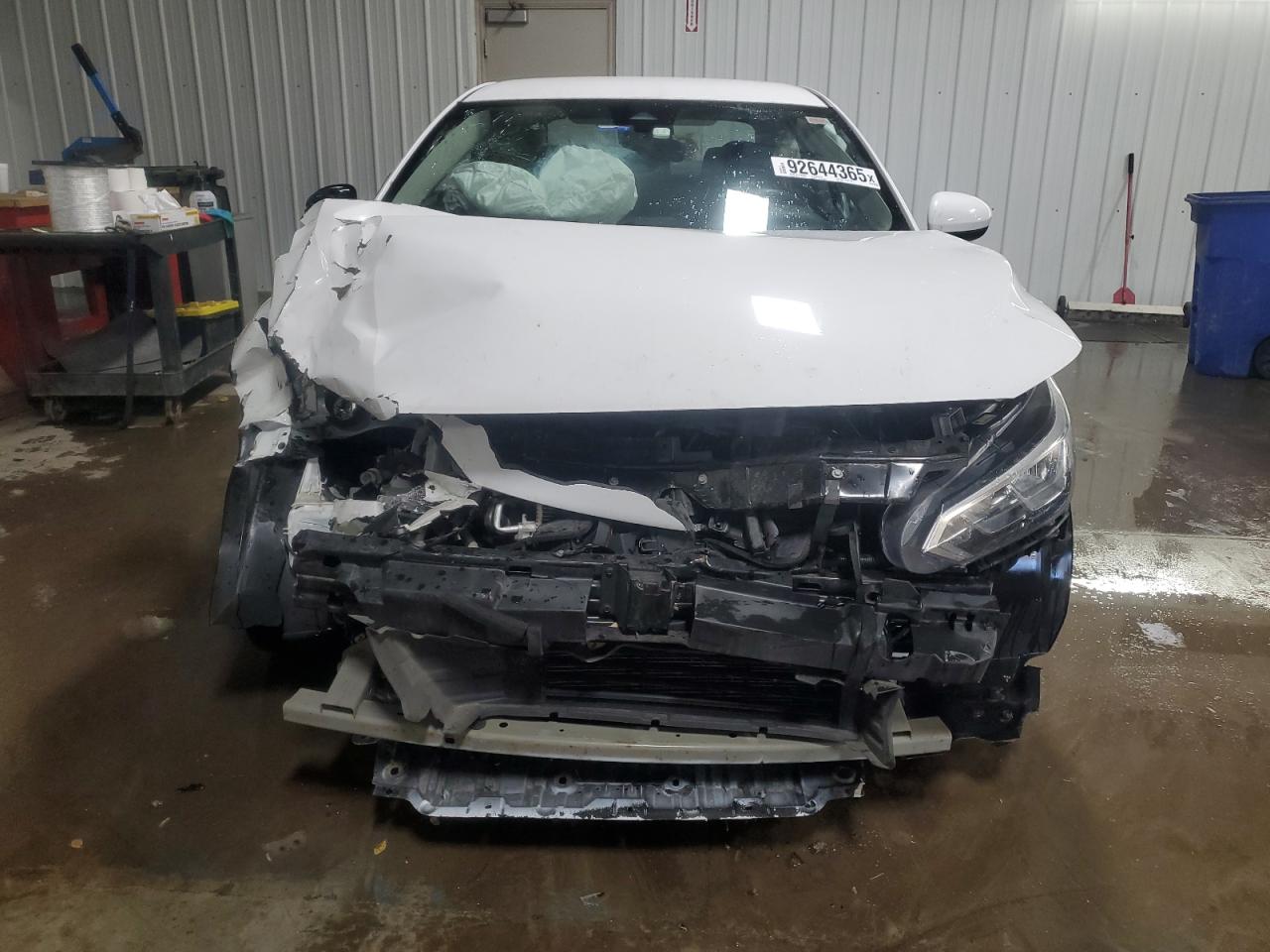 Nissan Sentra S Image 8