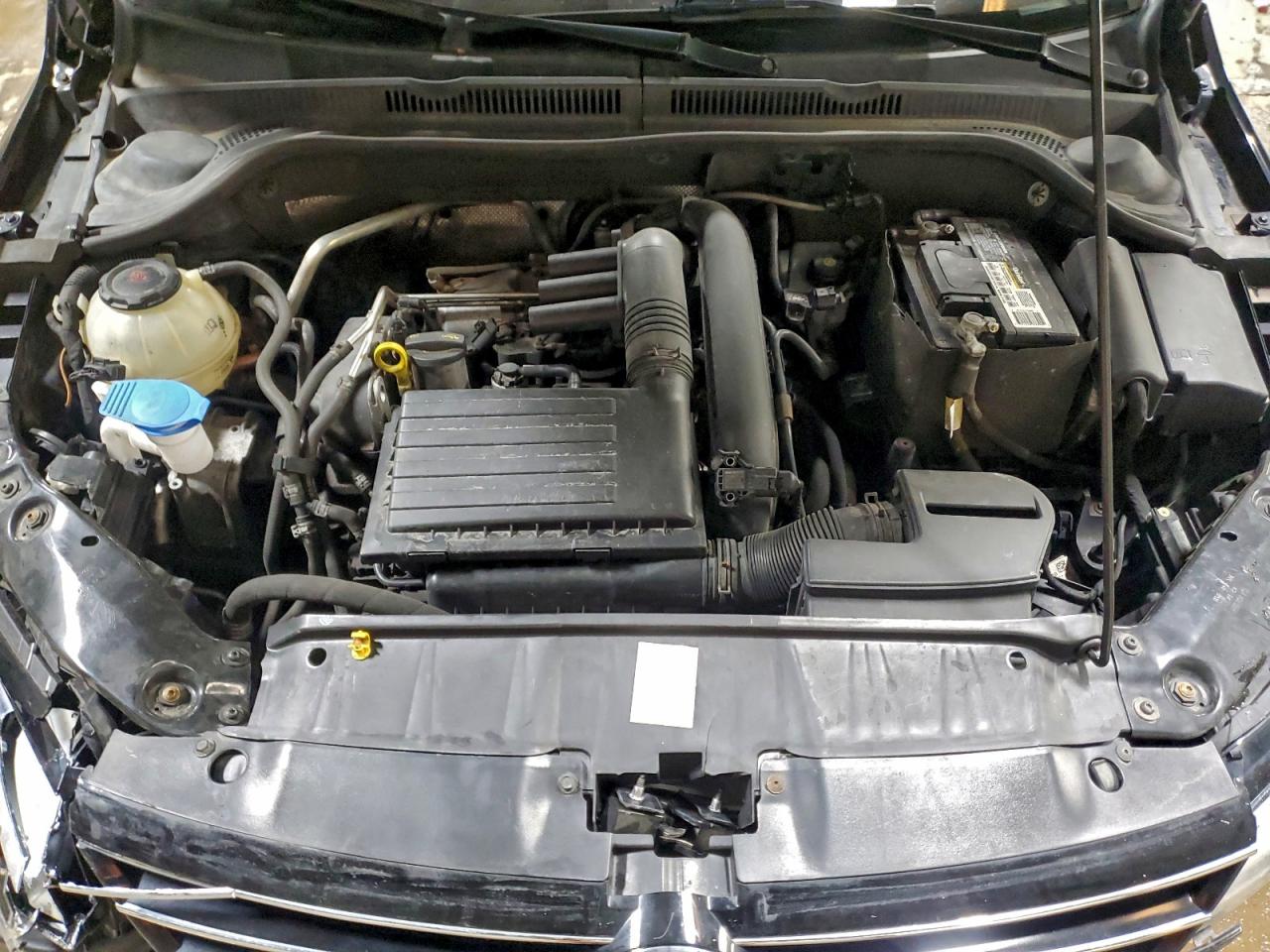 Volkswagen Jetta S Image 13