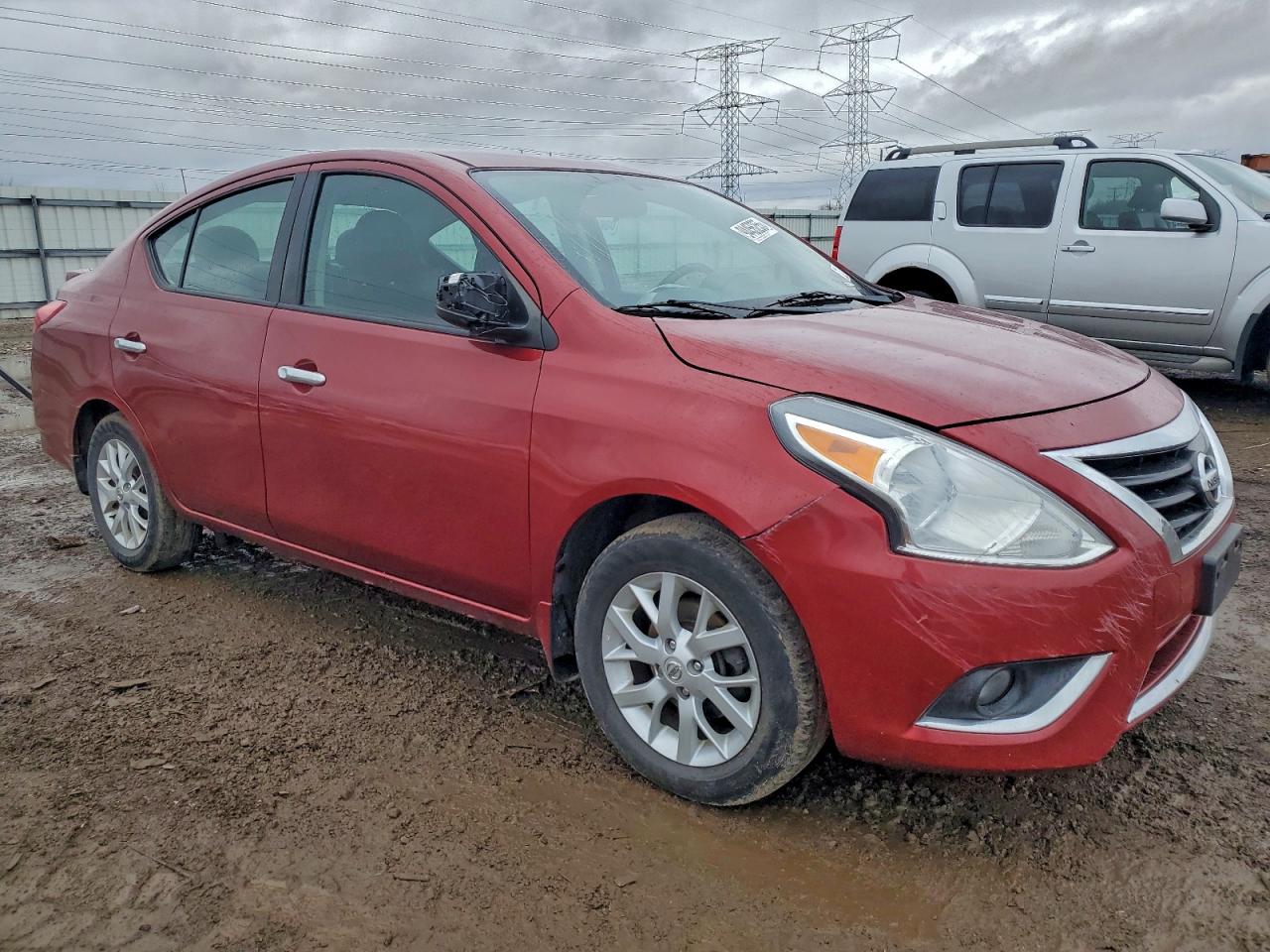 Nissan Versa S Image 2