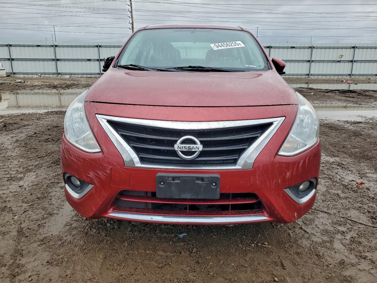 Nissan Versa S Image 4