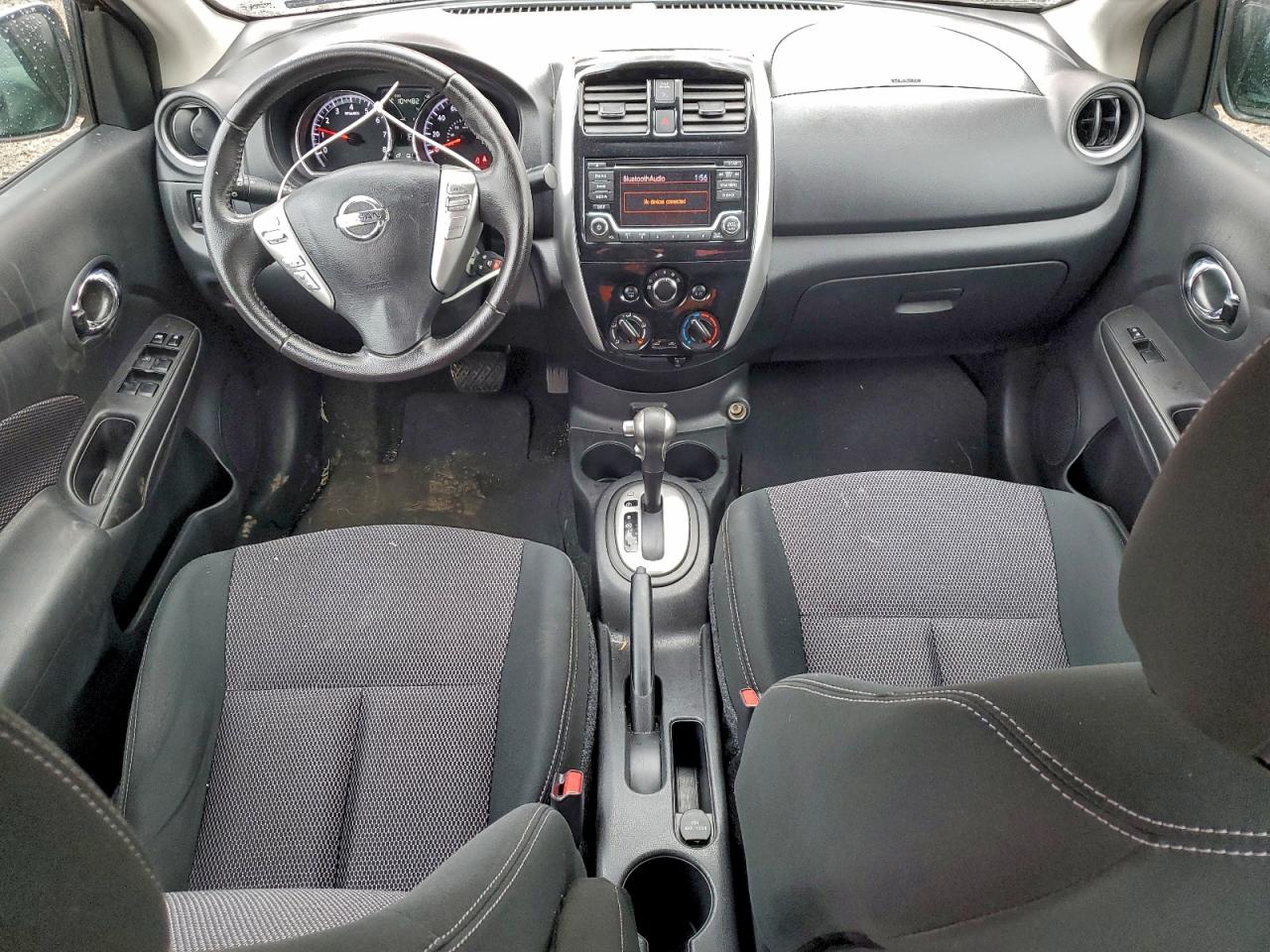 Nissan Versa S Image 7