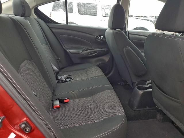Nissan Versa S Image 6