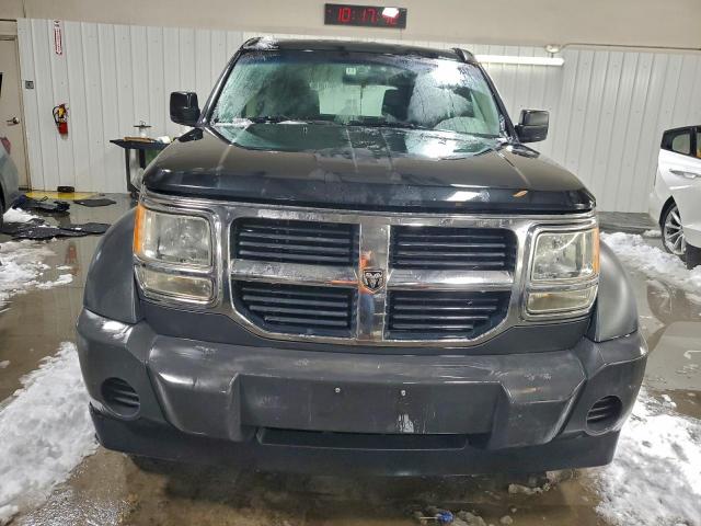 Dodge Nitro Sxt Image 8