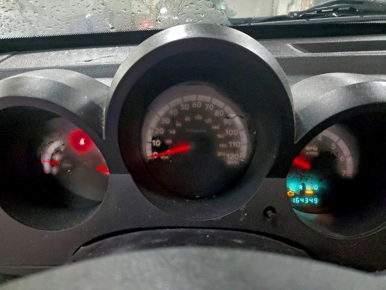 Dodge Nitro Sxt Image 7