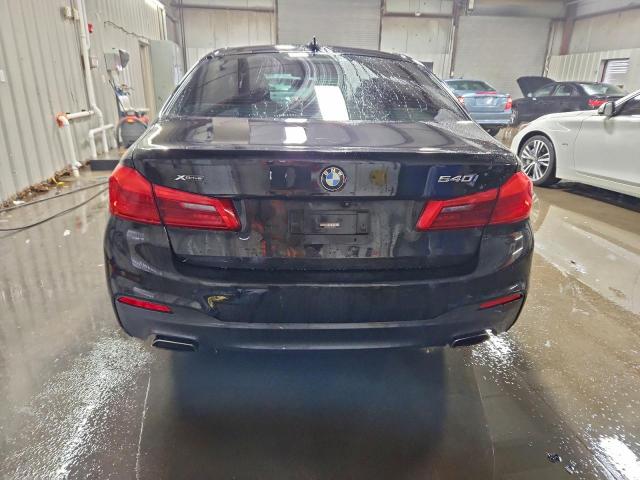 BMW 5 Series Xi Image 9