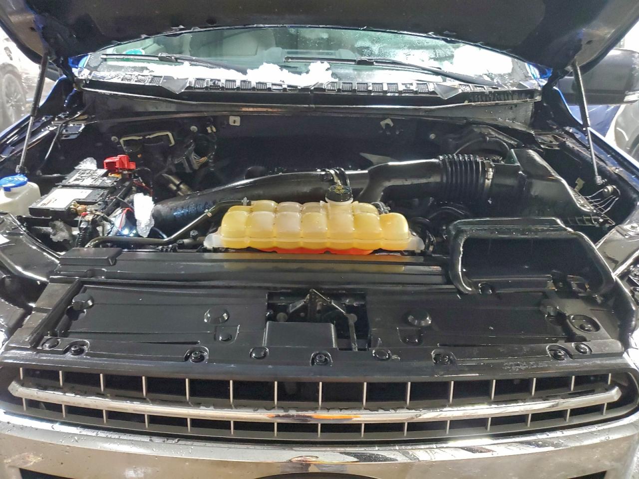 Ford F-150 Supercrew Image 8