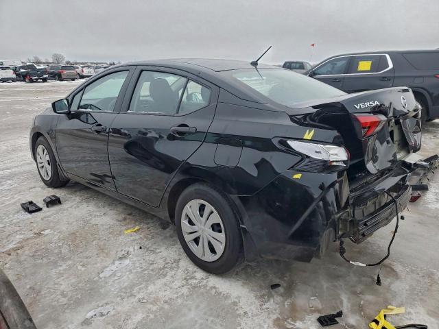 Nissan Versa S Image 6