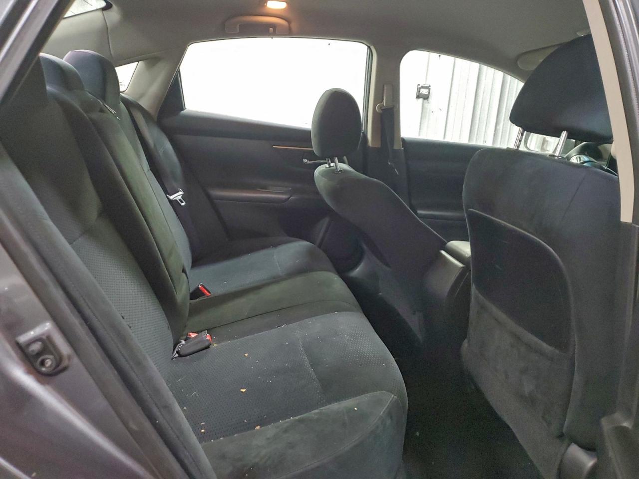 Nissan Altima 2.5 Image 4