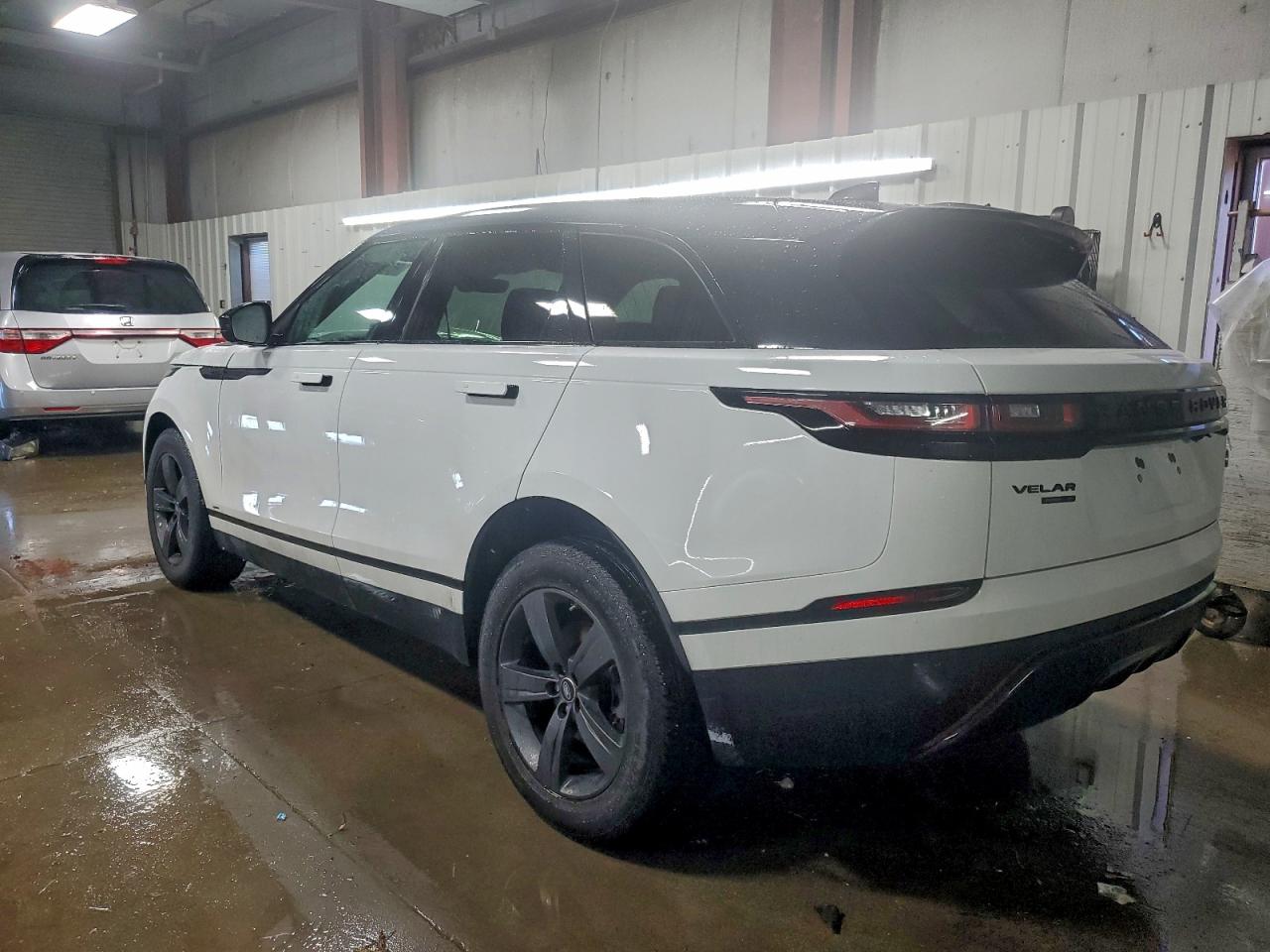 Land Rover Range Rover R-dynamic S Image 4
