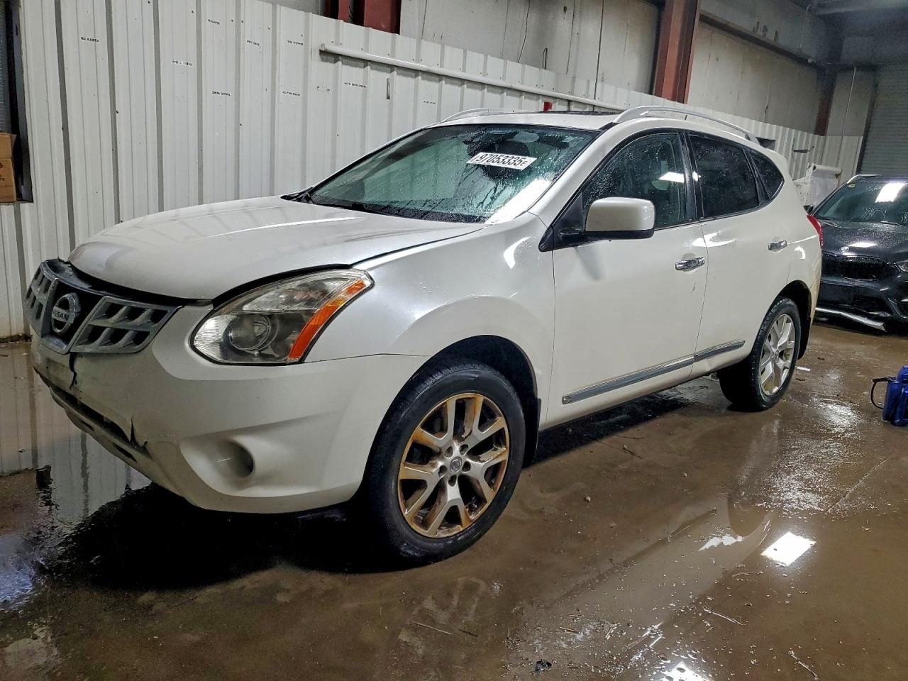 Nissan Rogue S Image 1
