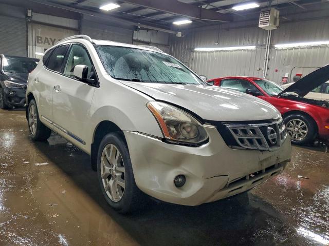 Nissan Rogue S Image 2