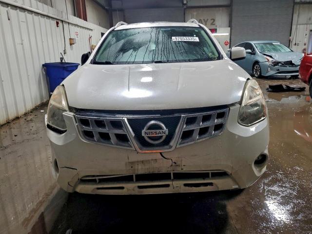 Nissan Rogue S Image 8