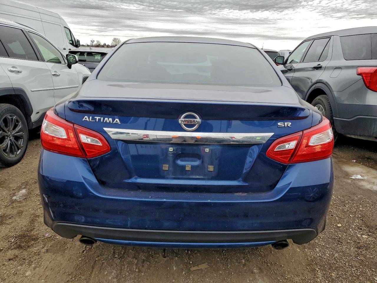 Nissan Altima 2.5 Image 4
