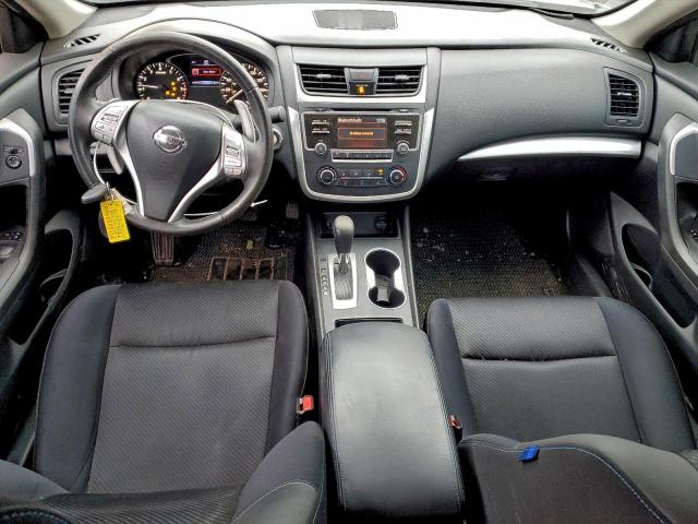Nissan Altima 2.5 Image 8